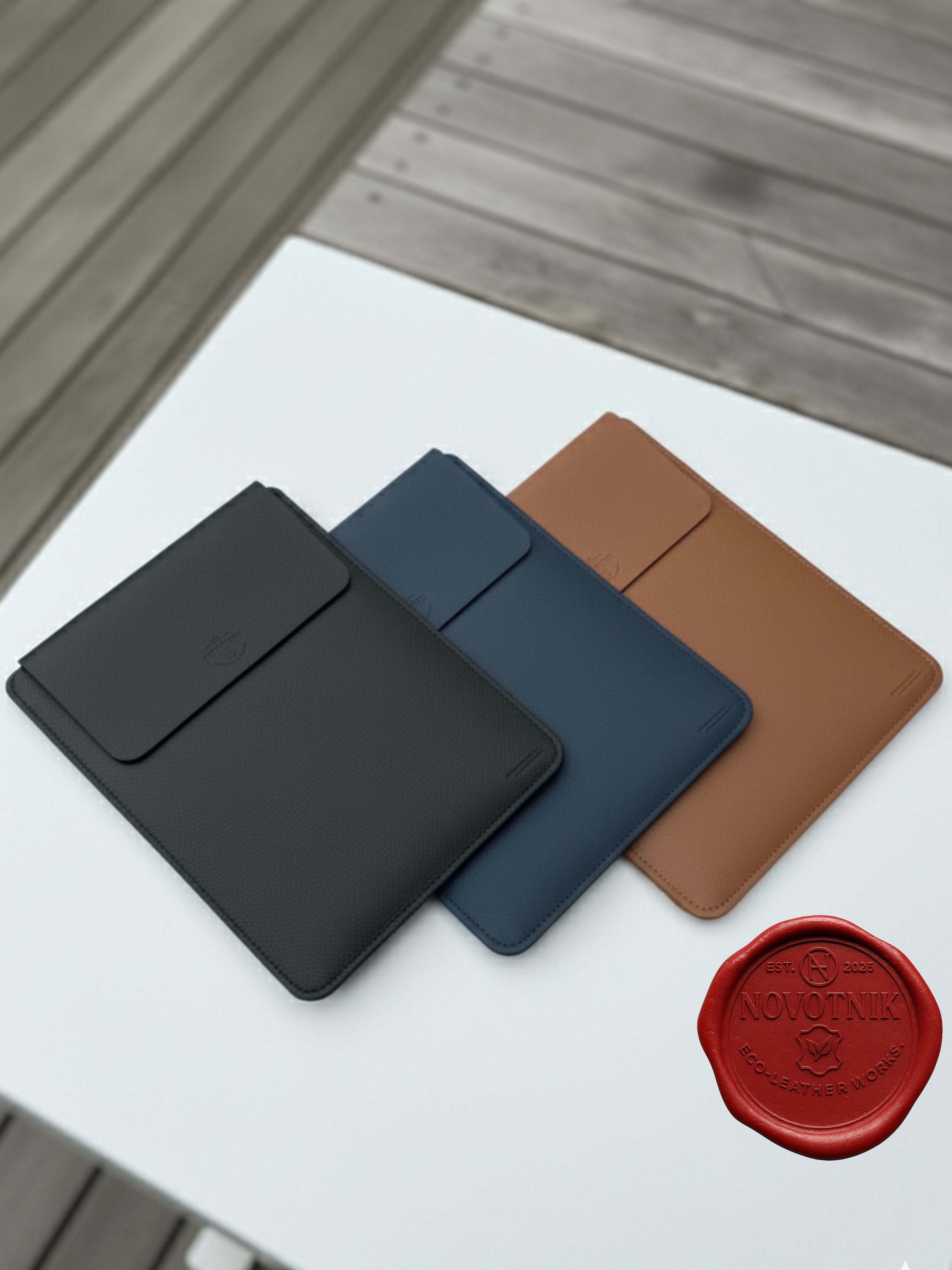 Black sleeve case for Mac