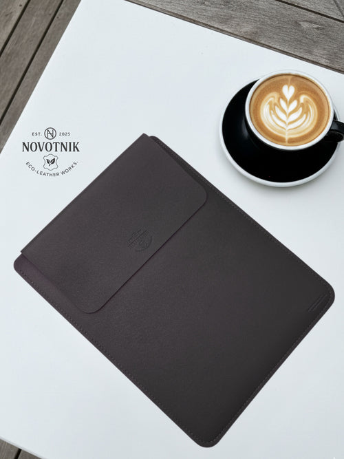 Black sleeve case for Mac